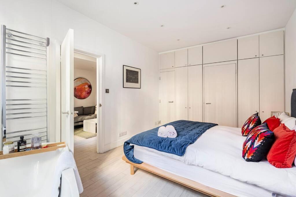 Chelsea Posh Apartment ลอนดอน ภายนอก รูปภาพ