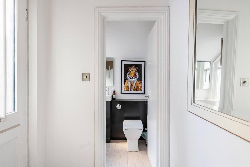 Chelsea Posh Apartment ลอนดอน ภายนอก รูปภาพ