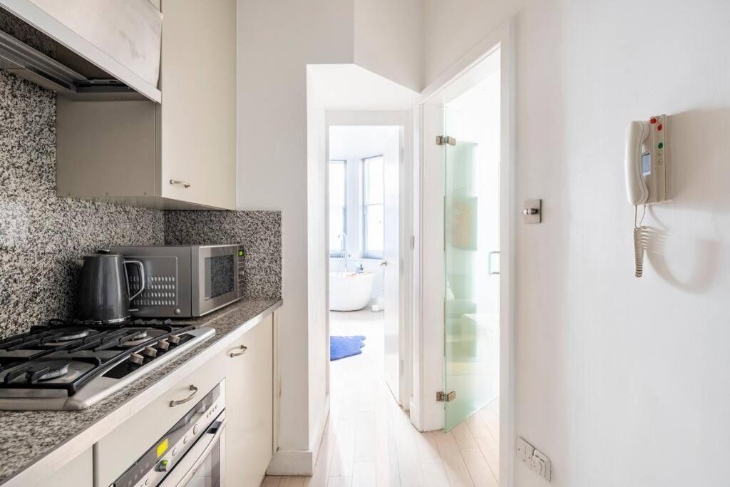 Chelsea Posh Apartment ลอนดอน ภายนอก รูปภาพ