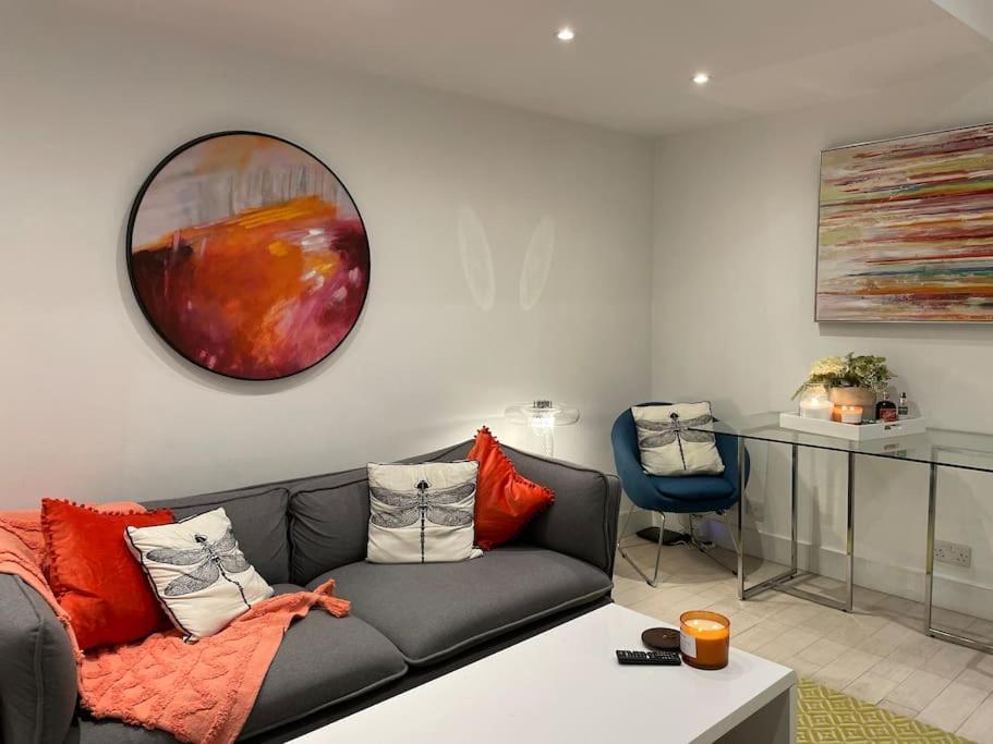 Chelsea Posh Apartment ลอนดอน ภายนอก รูปภาพ